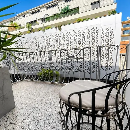 Apartamento De Charme Avec Terrasse Centre Porto-vecchio *